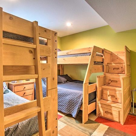 Luxe Updated Home With Grill And Hot Tub 4 Mi To Rmnp Estes Park Eksteriør billede