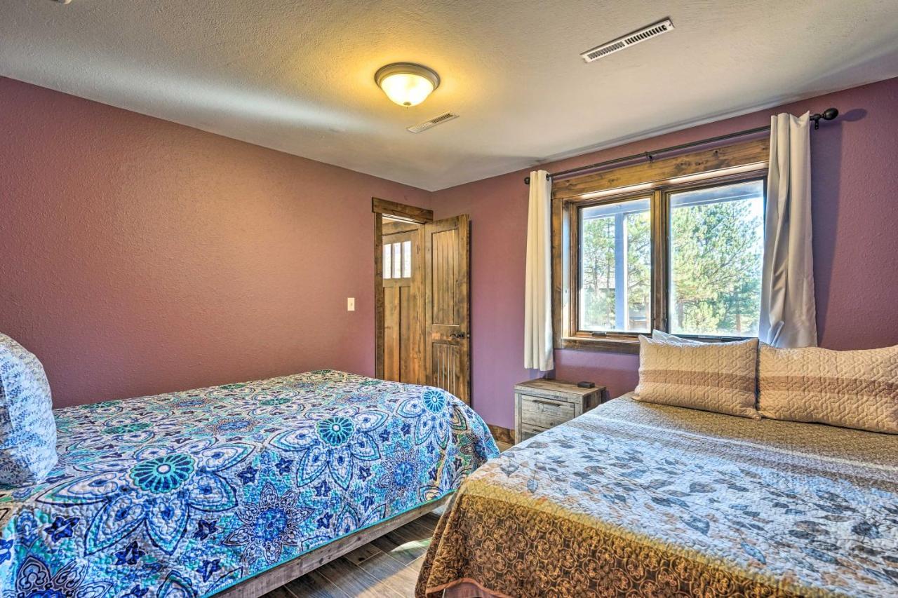 Luxe Updated Home With Grill And Hot Tub 4 Mi To Rmnp Estes Park Eksteriør billede
